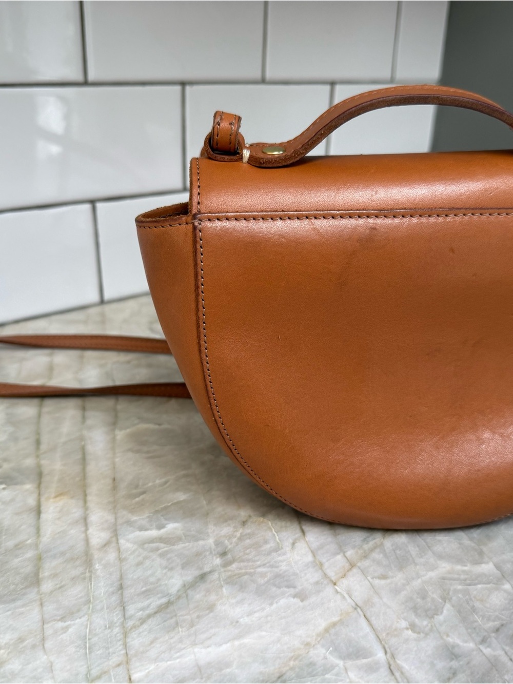 Clare V Saddle Crossbody Bag in Cognac Brown with Gold Hardware - Picture 4 of 7